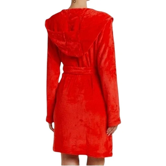 UGG Christmas Ribbon Red Miranda plush hooded robe with belt tie size M - Picture 2 of 10